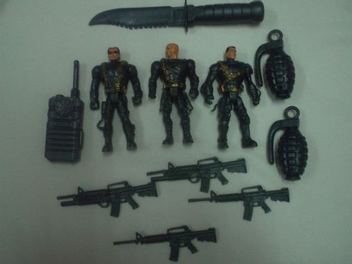 Детска играчка Комплект войници с аксесоари.