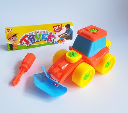 Детска играчка Конструктор с форма на Трактор с инструмент 331022