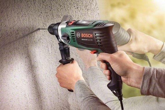 Ударна бормашина BOSCH AdvancedImpact 900