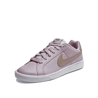 Nike Court Royale
