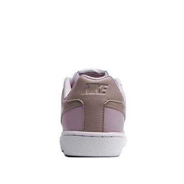 Nike Court Royale