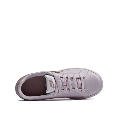 Nike Court Royale