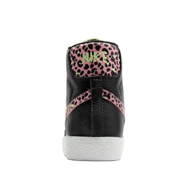 Nike Blazer Mid