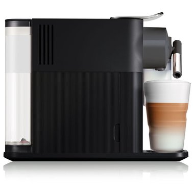 Кафемашина с капсули NESPRESSO LATTISSIMA ONE