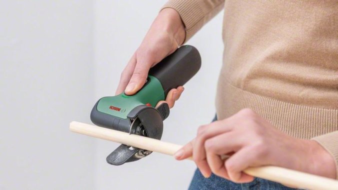 ЪГЛОШЛАЙФ АКУМУЛАТОРЕН BOSCH 50MM