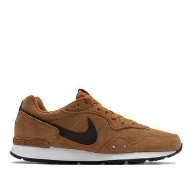 Nike Venture Runner Suede