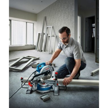 НАСТОЛЕН ЦИРКУЛЯР BOSCH PROFESSIONAL GCM 216