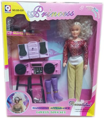 Кукла с атрактивна визия, диско водеща с касетофон и още аксесоари 251579