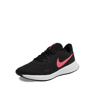 Nike Revolution 5