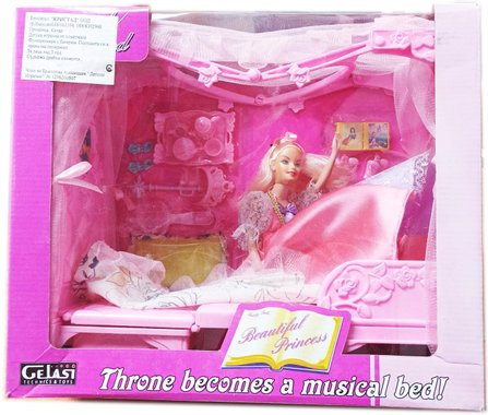 Спалня за кукла с балдахин в комплект с много аксесоари и музика 281157