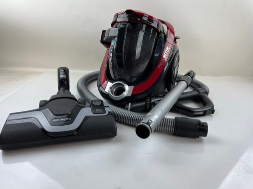 Прахосмукачка Rowenta RO7649 Silence Force 550W c ĸoнтeйнep 2.5литра
