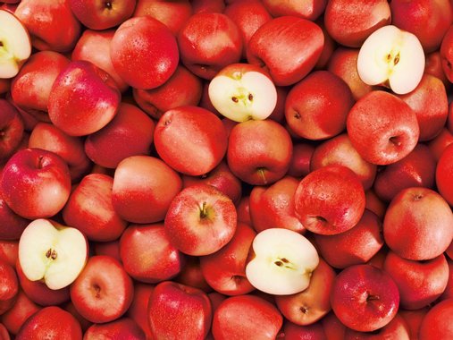 Червени ябълки