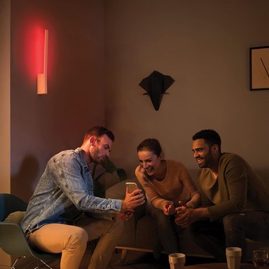 Стенна смарт лампа Philips Hue Liana Wall Light White Led RGB Смарт осветление Аплик Димируема светлина Bluetooth осветление