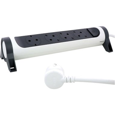 Разклонител LEGRAND 4 ГНЕЗДА / 1.5М ВЪРТЯЩ 694529