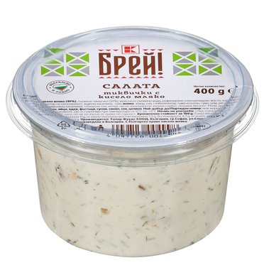 Салата Тиквички с млечен сос