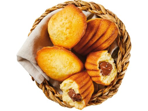 Мадлен с шоколад и лешници