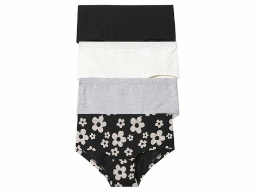 Боксери или бикини