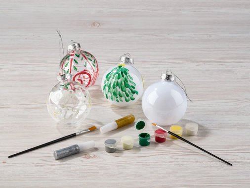 Коледна декорация за оцветяване