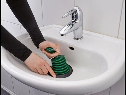 Спирала или четки за почистване на канали