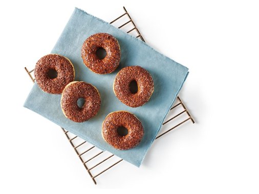 Шоколадов донат с поръска