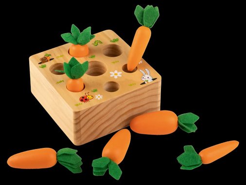 Дървена играчка