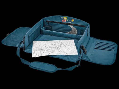 Маса за пътуване и игра