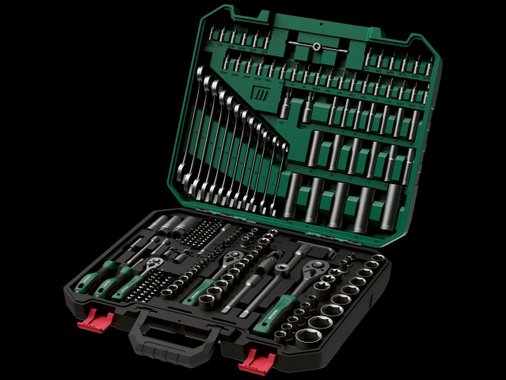 Куфар с инструменти