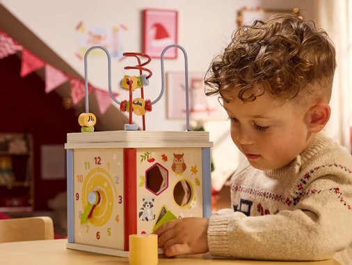 Дървена играчка