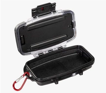 Плаващ кейс с вграден фенер  Pelican 9000 Light Case black Led Преносим кейс с фенер водоустойчив