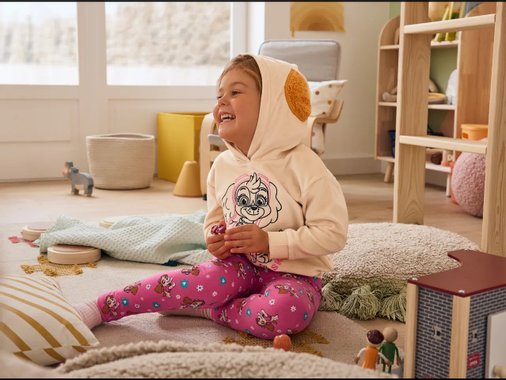 Детски пуловер