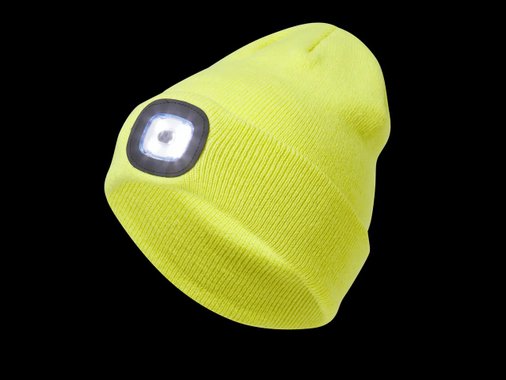 Плетена шапка