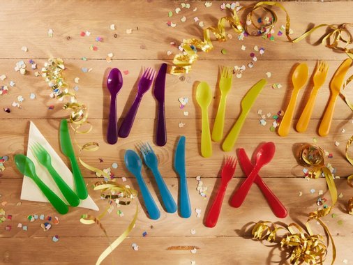 Чаши, чинии, прибори или купи