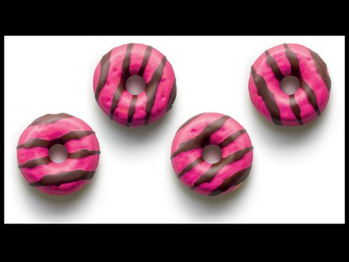 Донат с ягодов пълнеж