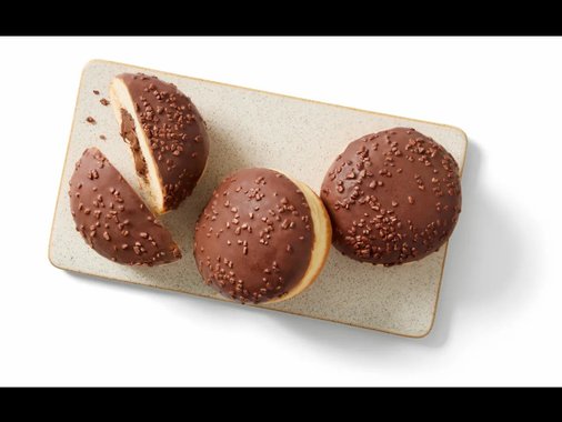 Шоколадова поничка с лешников крем