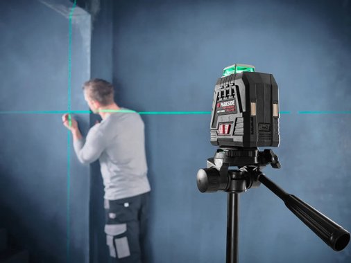 Лазер с кръстосани линии