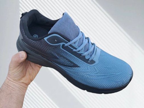 Дишащи олекотени мъжки маратонки в черно/синьо