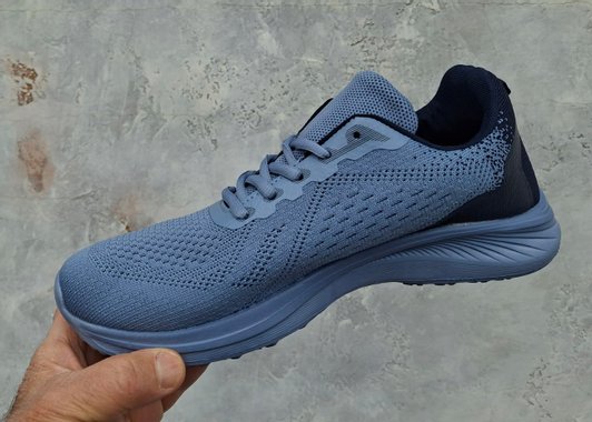 Супер леки маратонки с меко и плътно ходило от ЕВАПРЕН