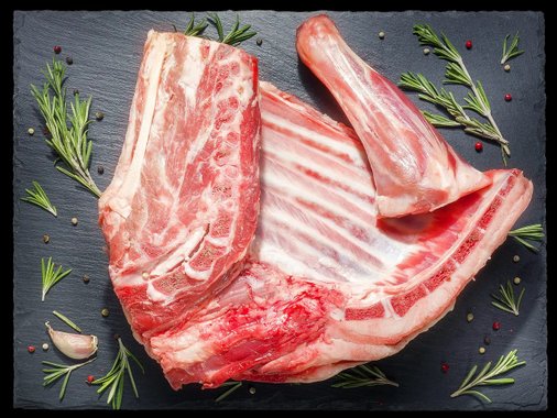 Прясна агнешка предна четвъртина