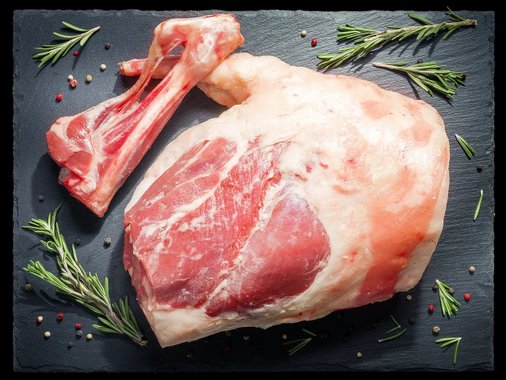 Прясна агнешка задна четвъртина