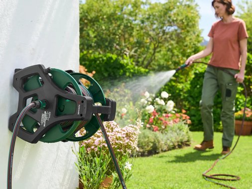 Стенна макара с маркуч