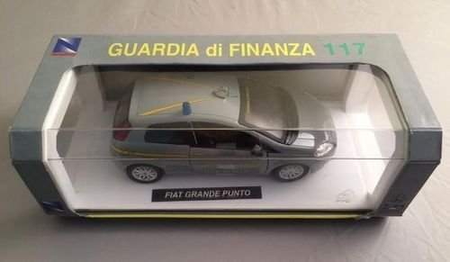 Металенa кола Fiat Grande Punto New Ray 71146 моде