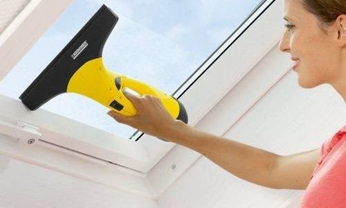 Стъклочистачка Karcher WV2 Plus уред за почистване