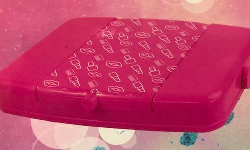 Детска тоалетка с гримове Grafix Makeup Vanity огл