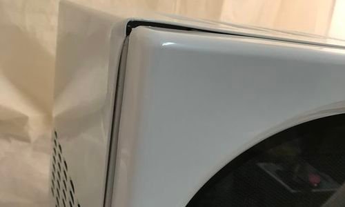Микровълнова фурна H.Koenig VIO6 20 литра 700 W пе