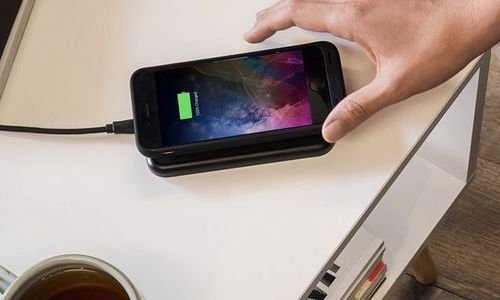 Безжично зарядно Mophie Qi Wireless Charging Base 