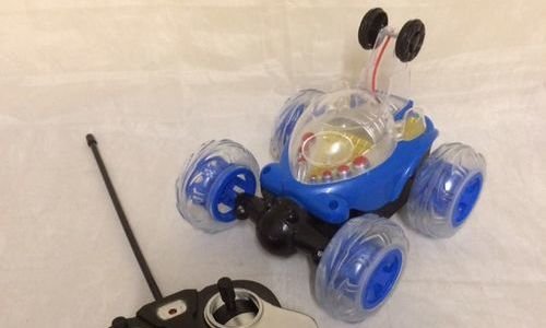 Радиоуправляема въртяща се кола Stunt Buggy pреобр