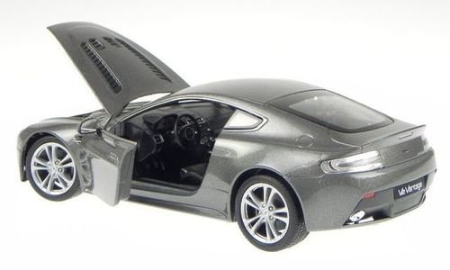 Метален модел кола Aston Martin V12 Welly 24017 Ne
