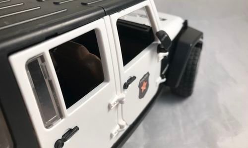Джип с полицай Bruder Jeep Wrangler 02526 1:16 кол