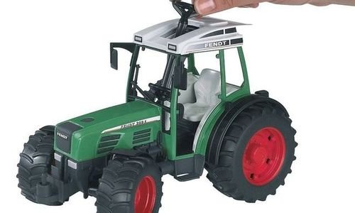 Трактор Bruder Fendt 209 S 02100 1:16 детска играч