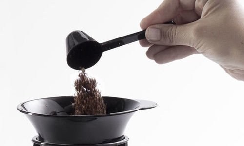 Уред за чай Caso 1800 TeeGourmet машина за чай 